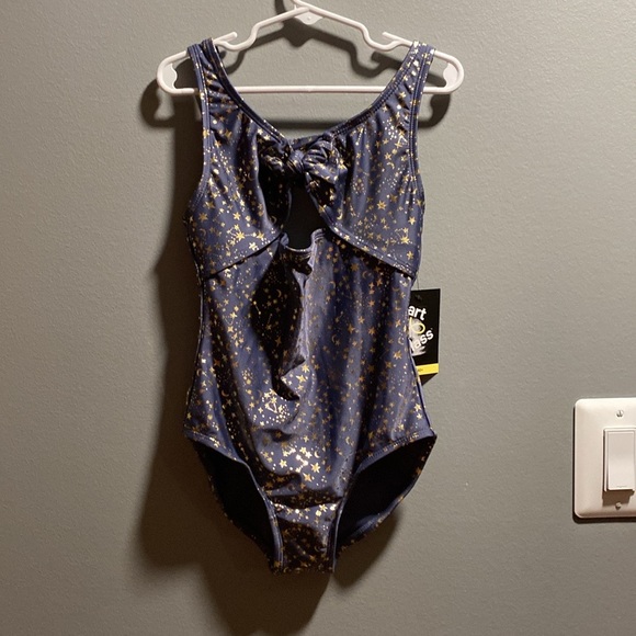 BRAND NEW GIRLS ONE PIECE  SWIM SUIT SIZE 7-8! NWT! SMOKE FREE HOME! - Picture 3 of 7